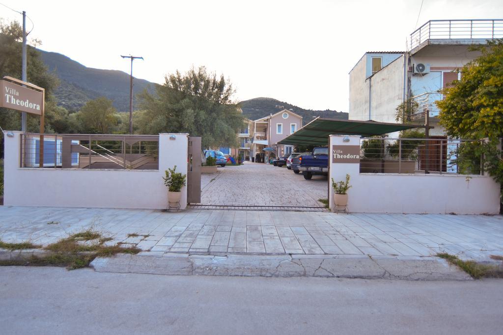Villa Theodora Никиана Экстерьер фото